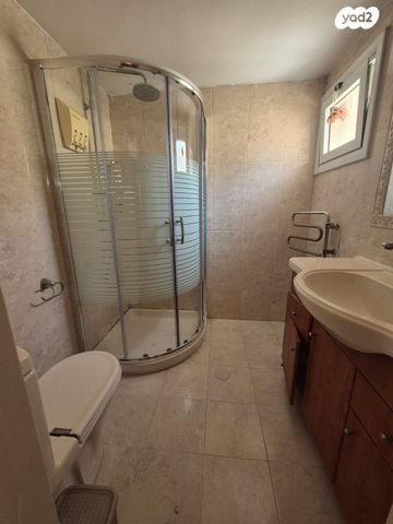 בית פרטי/ קוטג', טולקובסקי, גני צהלה, רמות צהלה, תל אביב יפו