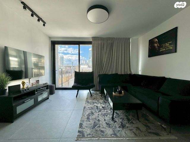 דירה, י.ל. פרץ 3, תל אביב יפו