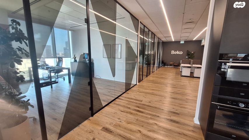 דרך זאב ז'בוטינסקי 61