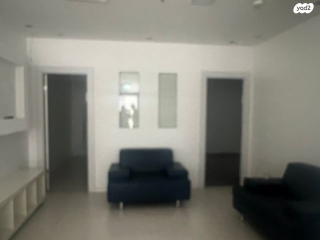 חנויות/ שטח מסחרי, הברזל, עתידים, אזור התעסוקה רמת החייל, תל אביב יפו