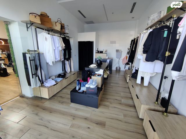 חנויות/ שטח מסחרי, דרך ארץ, הפרחים, חריש