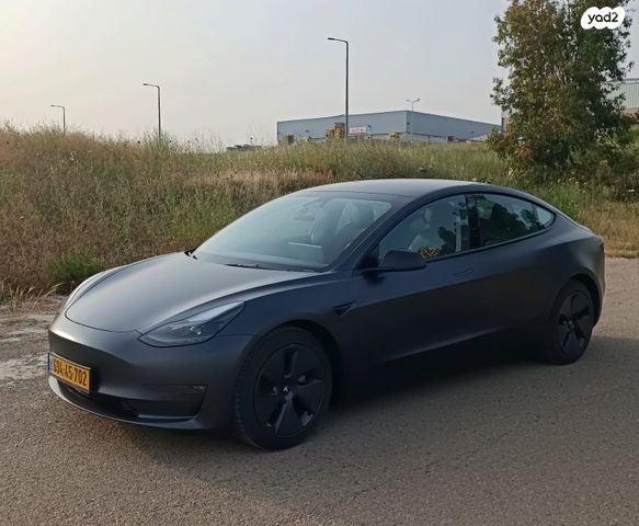 טסלה מודל 3