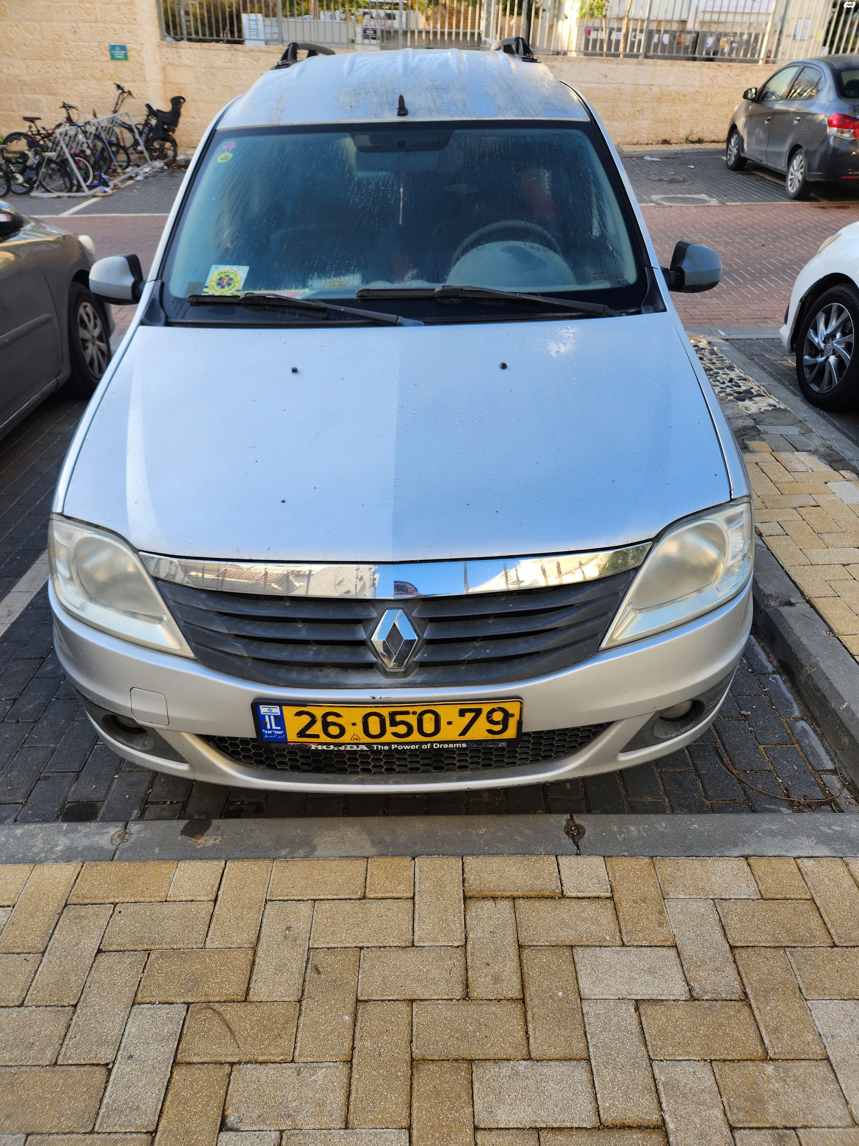 מודעת רכב רנו לוגאן