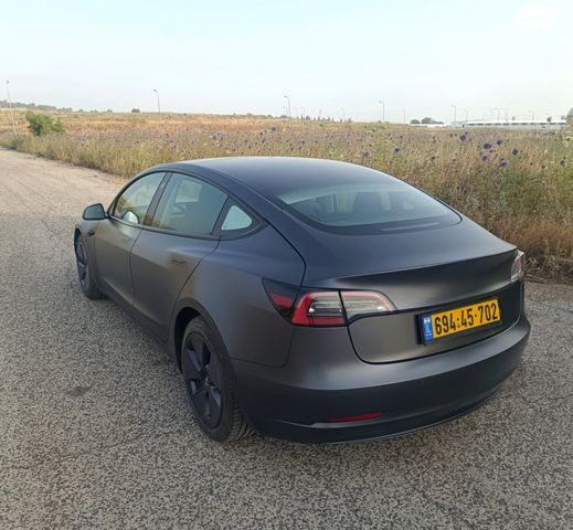טסלה מודל 3