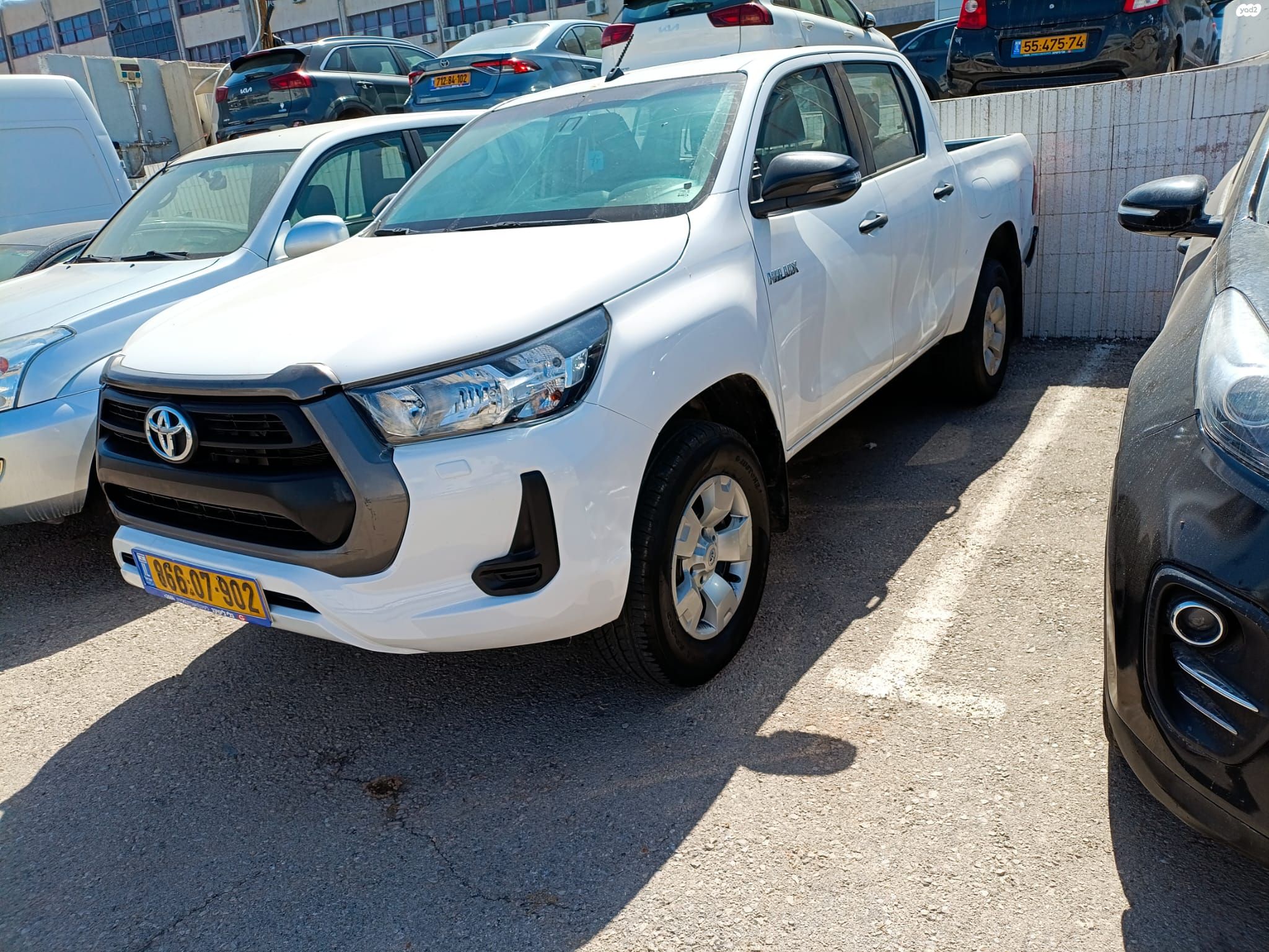 מודעת רכב טויוטה היילקס