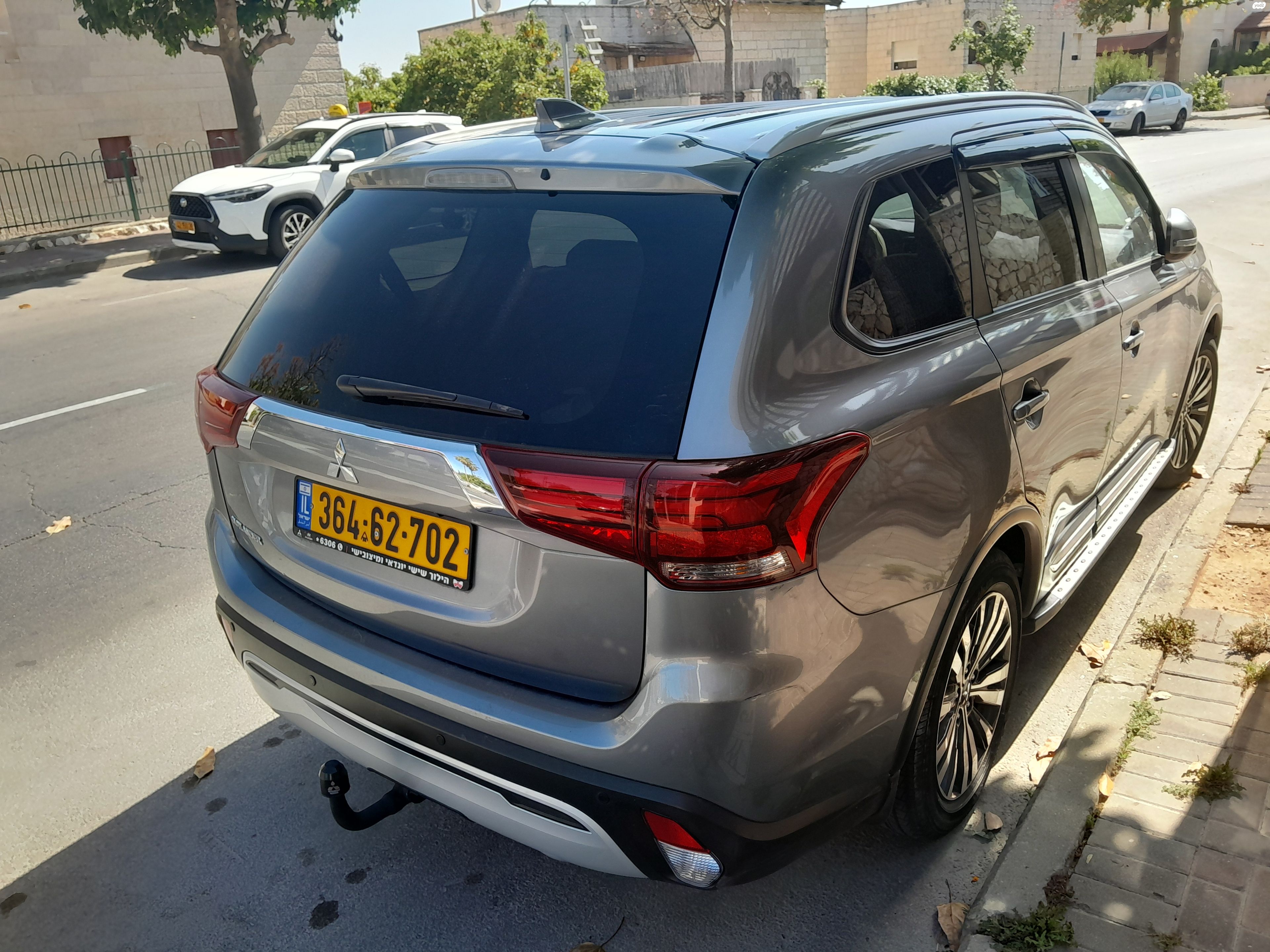 מודעת רכב מיצובישי אאוטלנדר