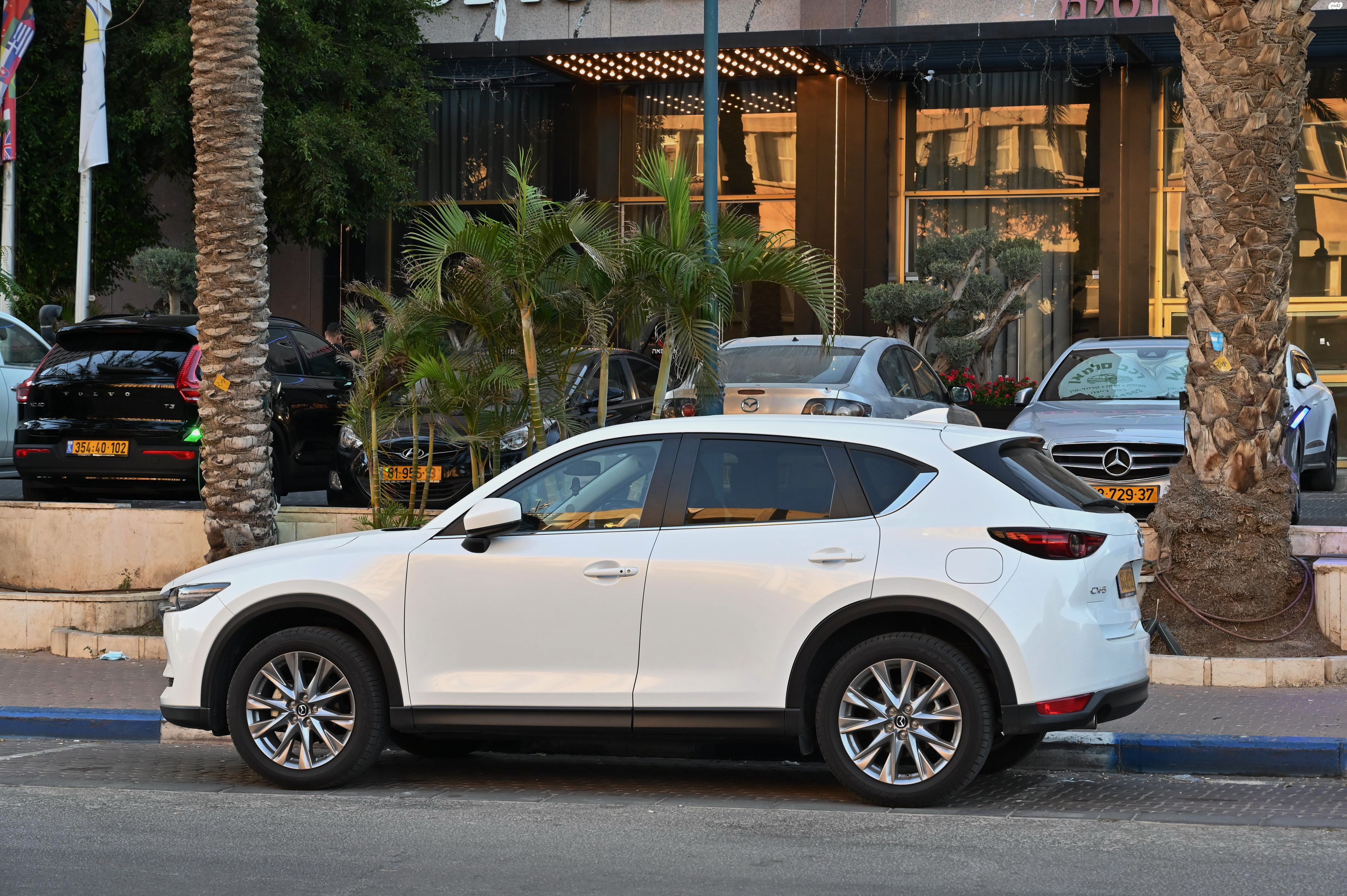 מודעת רכב מאזדה CX-5