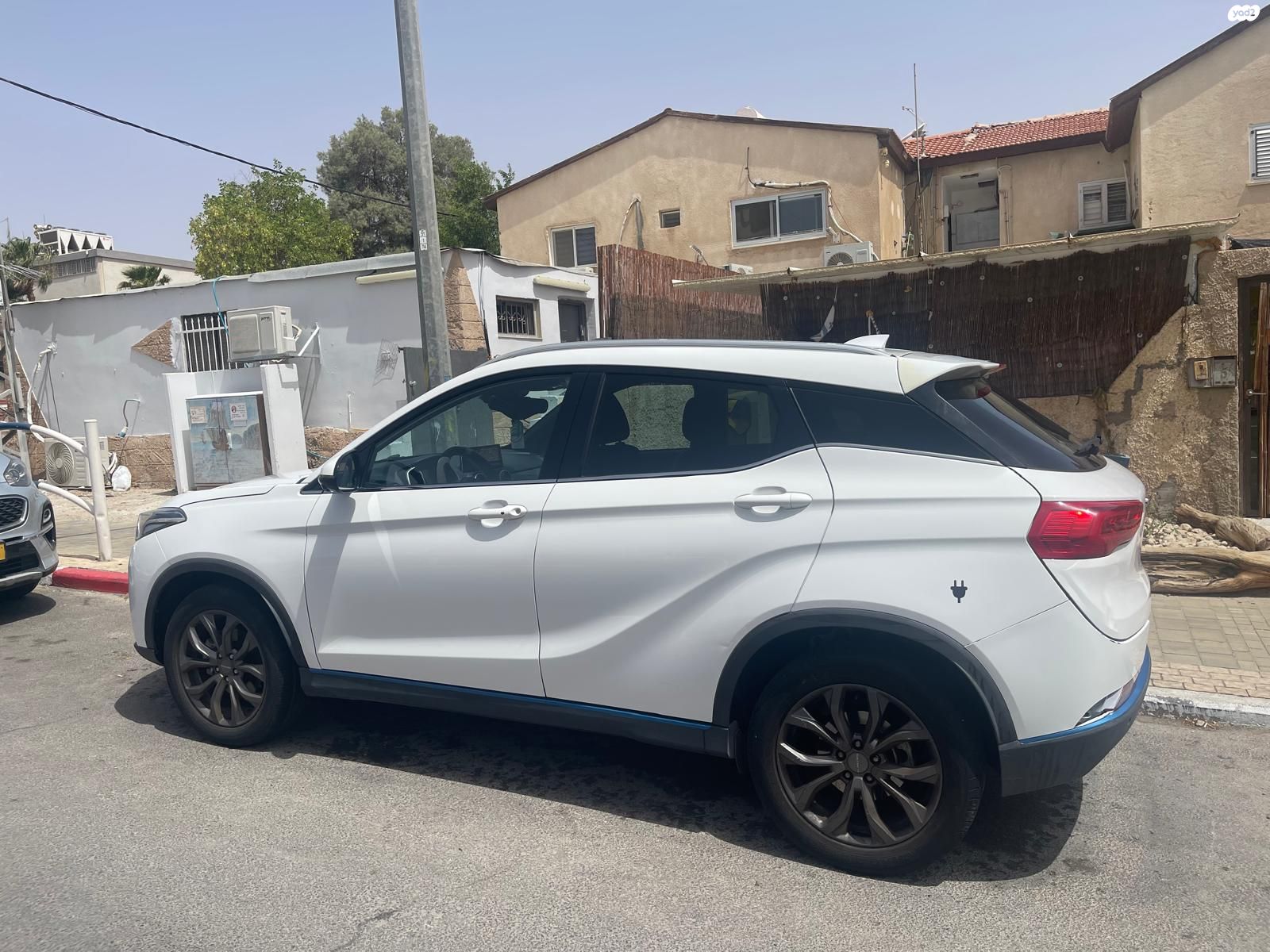 מודעת רכב סרס EV-3