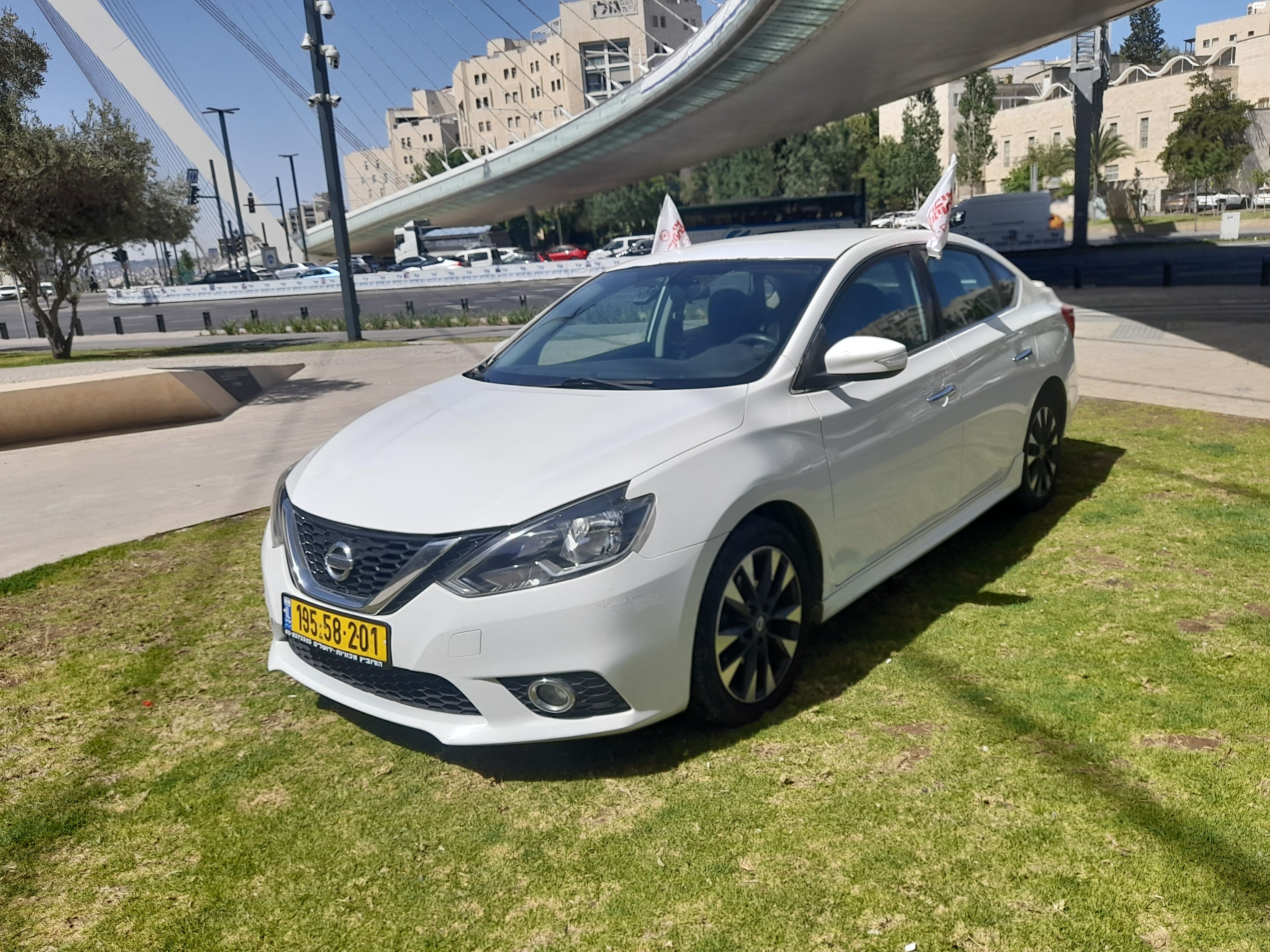 מודעת רכב ניסאן סנטרה