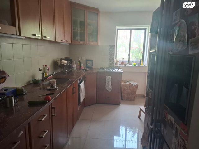 דירה, מבוא דקר 4, הגבעה הצרפתית, גבעת שפירא, ירושלים