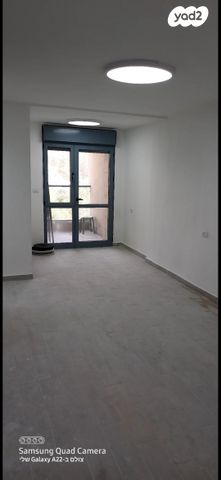 דירה, אברהם שטרן 10, קרית היובל, ירושלים