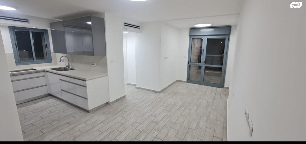 דירה, אברהם שטרן 10, קרית היובל, ירושלים