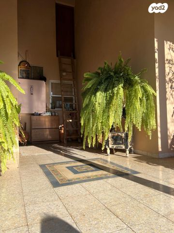 בית פרטי/ קוטג', אבטליון