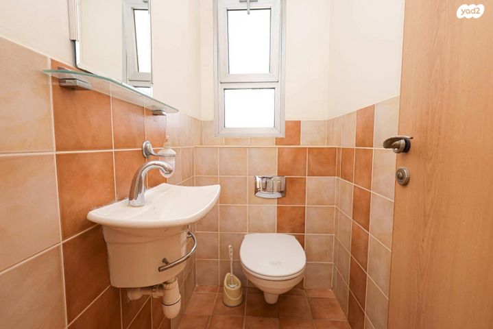 גג/ פנטהאוז, סמטת שחף, כפר סבא הצעירה, כפר סבא