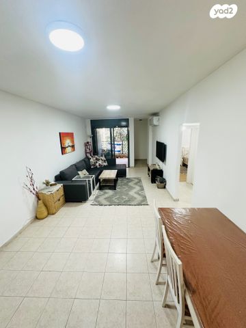 שמואל שרירא 