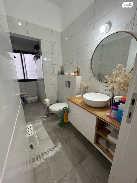 גג/ פנטהאוז, עין גנים, עין גנים, פתח תקווה