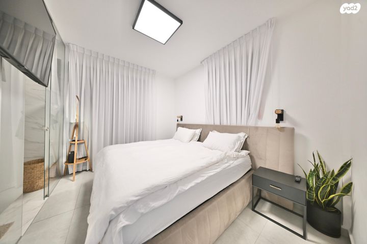 גג/ פנטהאוז, נס ציונה