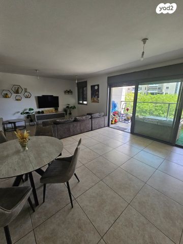 דירה, משמר הגבול 15, הפארק, חדרה