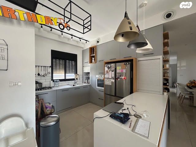 גג/ פנטהאוז, עין גנים, עין גנים, פתח תקווה