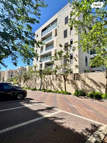 דירה, כרמיאל