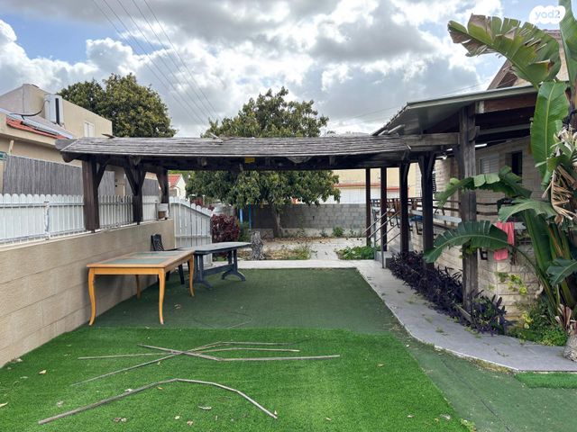 חולדה הנביאה 