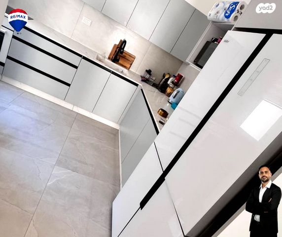 דירה, לב העיר, בת ים