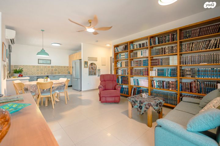 דירת גן, טורקיז 39, חריש