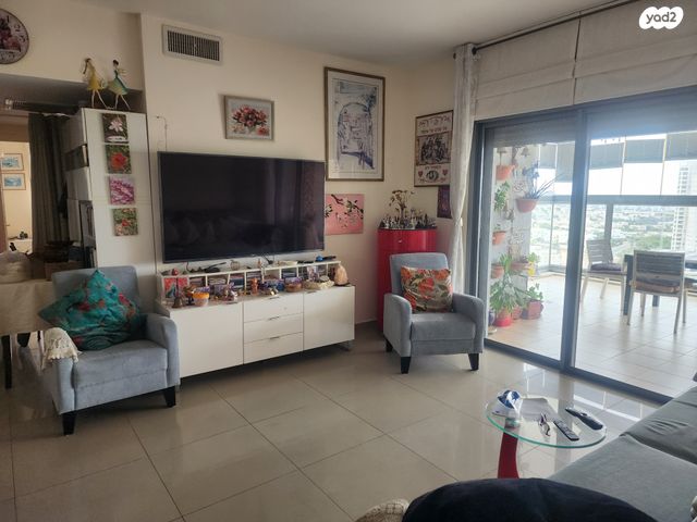 דירה, ישעיהו הנביא 18, הנביאים, מודיעין מכבים רעות