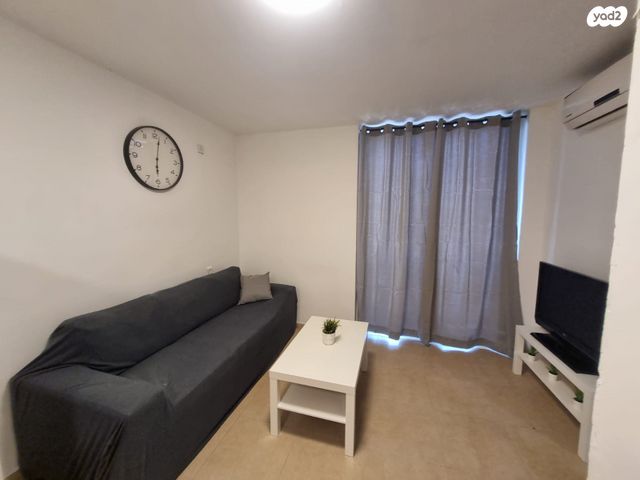 דירה, דרך המשחררים, שכונה א', באר שבע