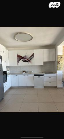 דירה, פרופ' יעקב פולוצקי, גילה, ירושלים