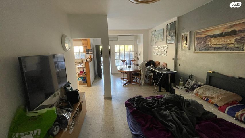 דירת גן, ההגנה, קרית ביאליק