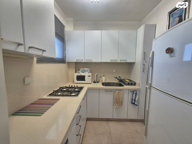 דירה, הרצליה