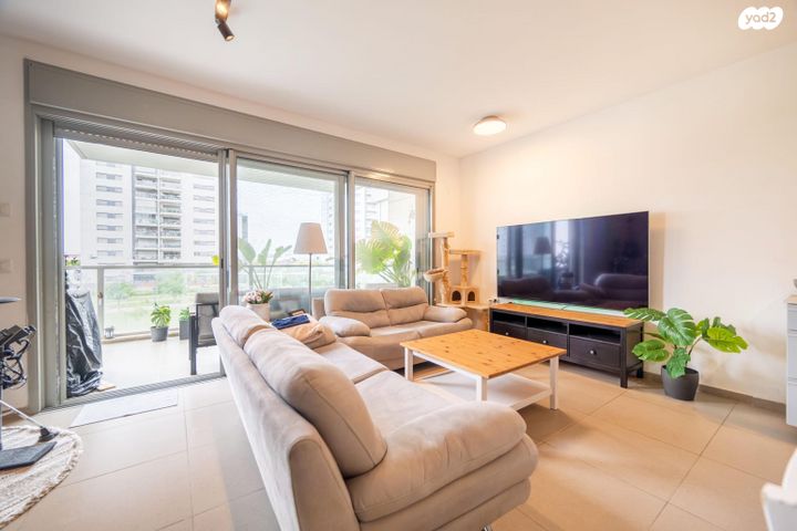 דירה, מעיין, נופרים, ראש העין