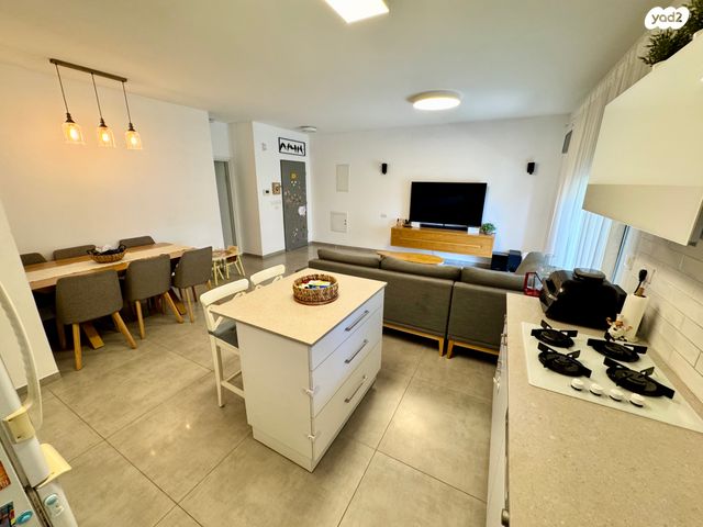 דירה, כרמיאל