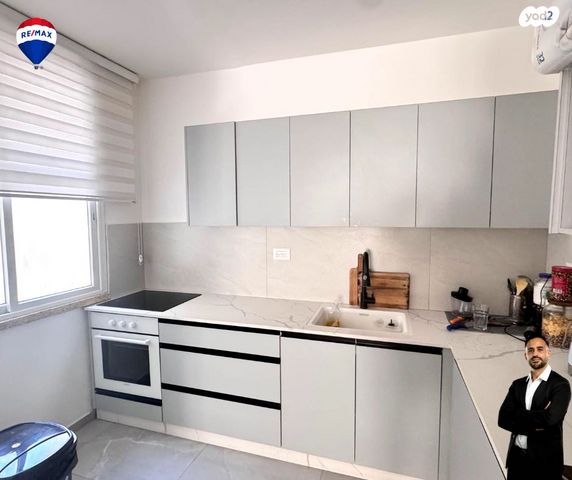 דירה, לב העיר, בת ים