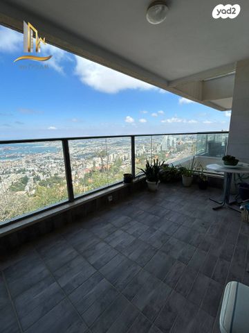 דירה, שדרות ודג'ווד, חיפה