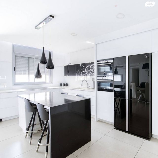 שדרות יצחק רבין 4