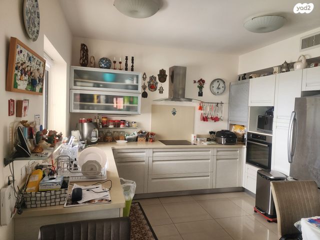 דירה, ישעיהו הנביא 18, הנביאים, מודיעין מכבים רעות