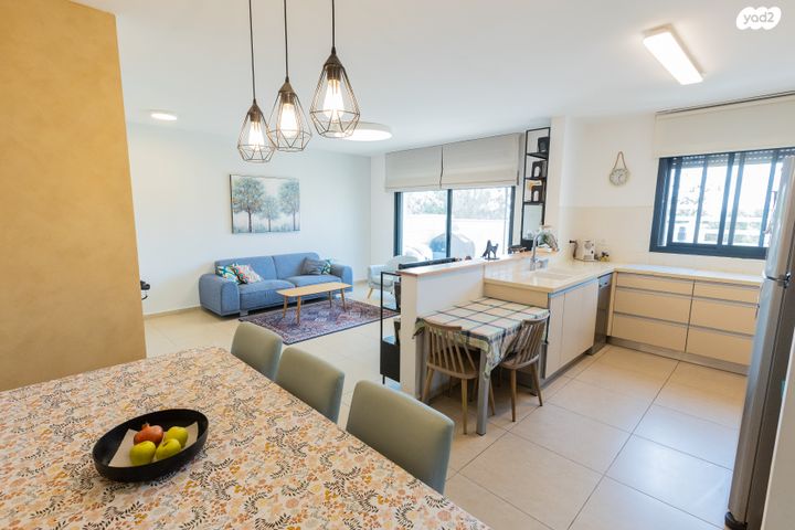 דירה, הערבה 55, רובע ב', אריאל