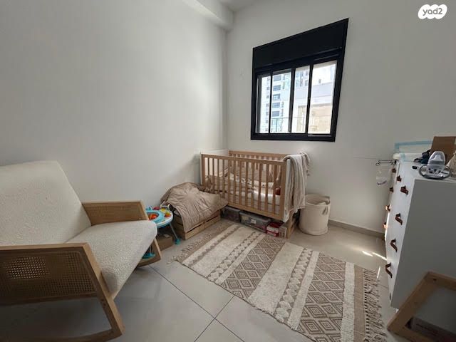 גג/ פנטהאוז, עין גנים, עין גנים, פתח תקווה