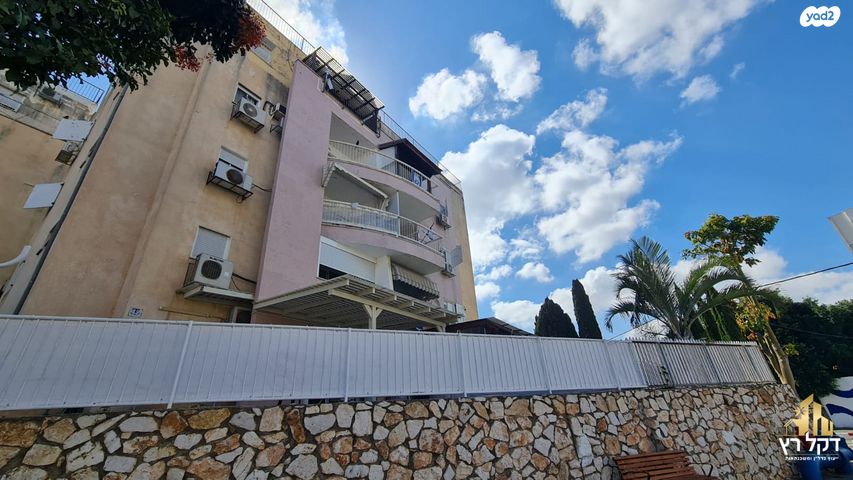 דירה, אברהם בן שושן, עכו