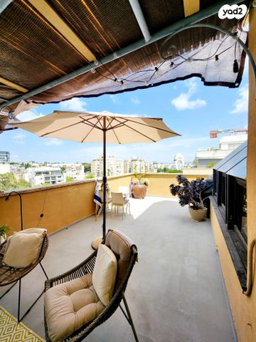 גג/ פנטהאוז, בני אפרים 244, נאות אפקה ב', תל אביב יפו