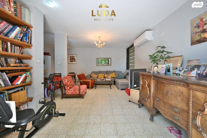 בית פרטי/ קוטג', שיכון דן, נווה דן, תל אביב יפו