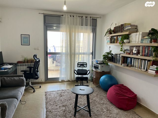 דירה, זית שמן, אפרת