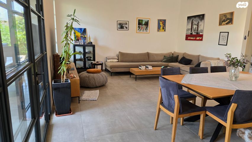 בית פרטי/ קוטג', ורד יריחו