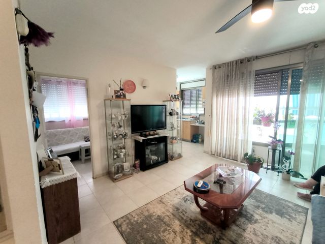 דירה, יהושע חנקין, אגרובנק, חולון