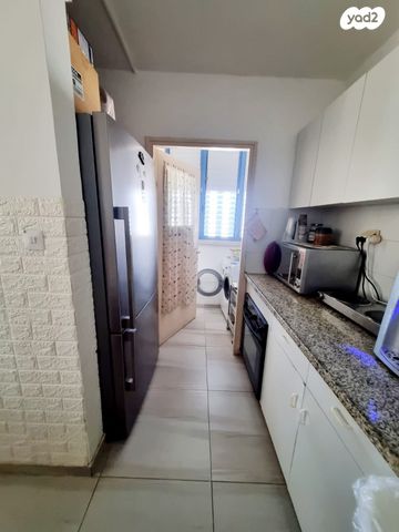 דירה, הרב ניסים 15, רובע ה', אשדוד