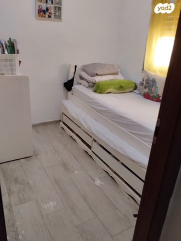 דירת גן, המעפילים, קרית אליעזר פרי, פתח תקווה