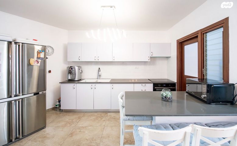 דירה, שמעון ויזנטל, משכנות גנים, פתח תקווה