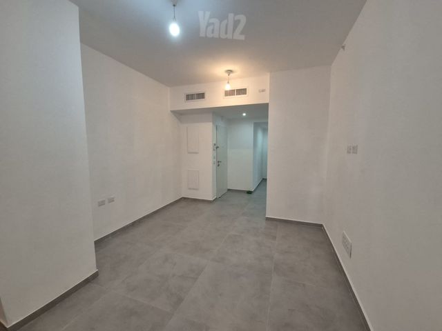 דירת גן להשכרה בתל אביב יפו (תיווך) — 2